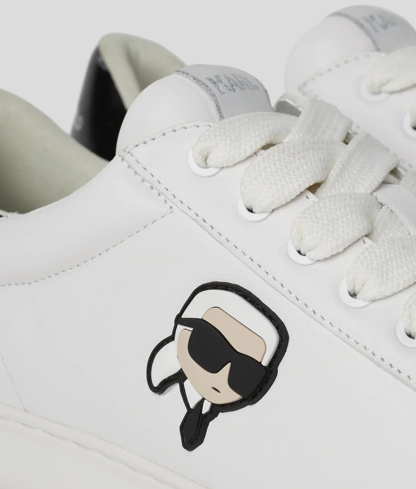 KARL IKON NFT KAPRI LUG SNEAKERS